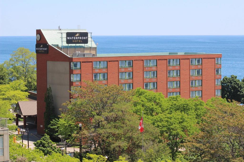 Waterfront Hotel Downtown Burlington Dış mekan fotoğraf