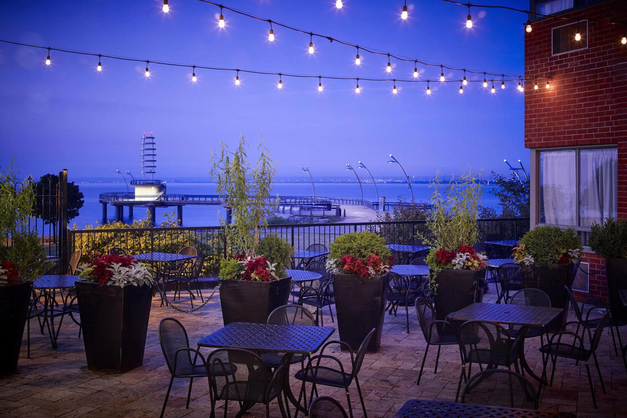 Waterfront Hotel Downtown Burlington Dış mekan fotoğraf